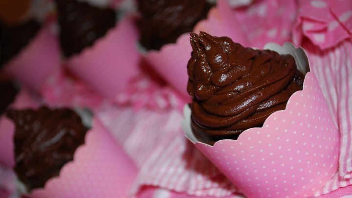Chocolate Cupcakes of Sweeter Life Club - Recipefy