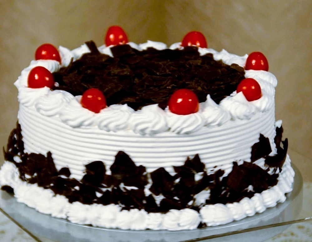Eggless Black Forest Cake  of Manisha Bharani - Recipefy