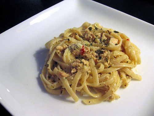 Spaghetti al tonno of Nicoletta Simonetti - Recipefy