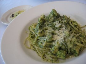 Linguine con patate e pesto di rucola of Paolo  - Recipefy