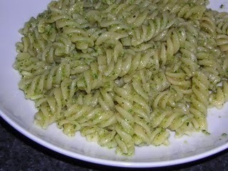 Fusilli al pesto di zucchine of Sara Pignatta - Recipefy