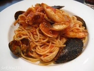 Bucatini alla matriciana con le cozze di Nicoletta Simonetti - Recipefy