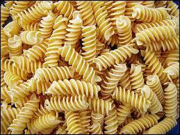 Fusilli al purè profumato con cipolle e passata di pomodori. of Valeria Tuccitto - Recipefy