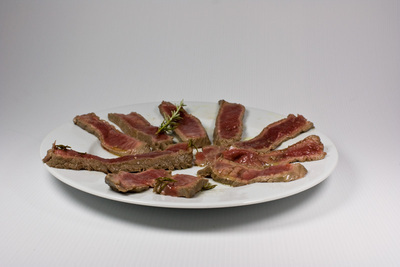 Tagliata di entrecote con rosmarino e sale grosso of Alessandra C. - Recipefy