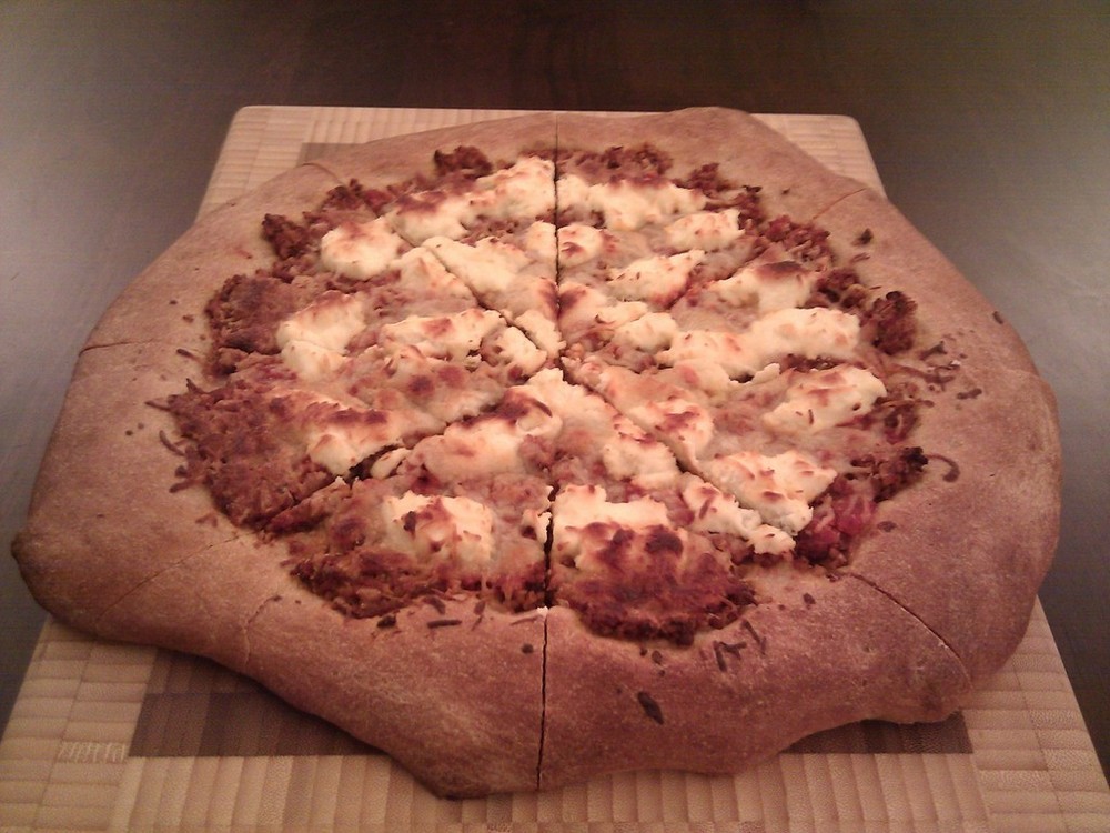Bulgar Meat Sauce and Ricotta Pizza de belle1538 - Recipefy