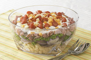 Layered Pasta Salad de Shel - Recipefy
