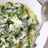 5-minute_cheesy_broccoli_toss-jpg_3051376