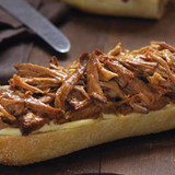 Slow-cooker_orange-bbq_pulled_pork_sandwiches-jpg_4014340