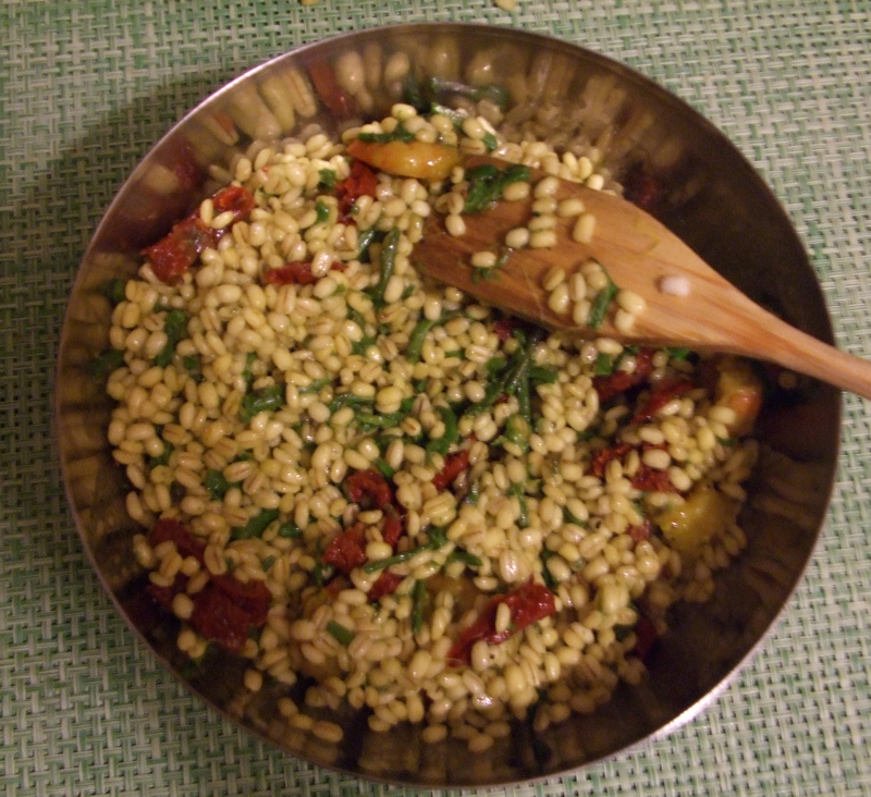 insalata orzo allo zafferano of Blume - Recipefy