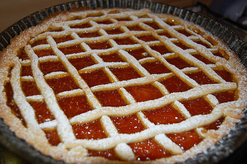 Crostata di albicocche e ciliege of Nicoletta Simonetti - Recipefy