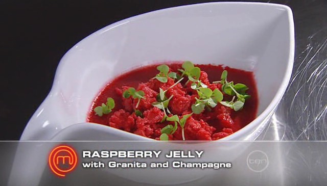 Raspberry jelly with granita and champagne of Gijs van Zon - Recipefy