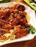 Greek Cinnamon Stewed Chicken di Kevin Hogan - Recipefy