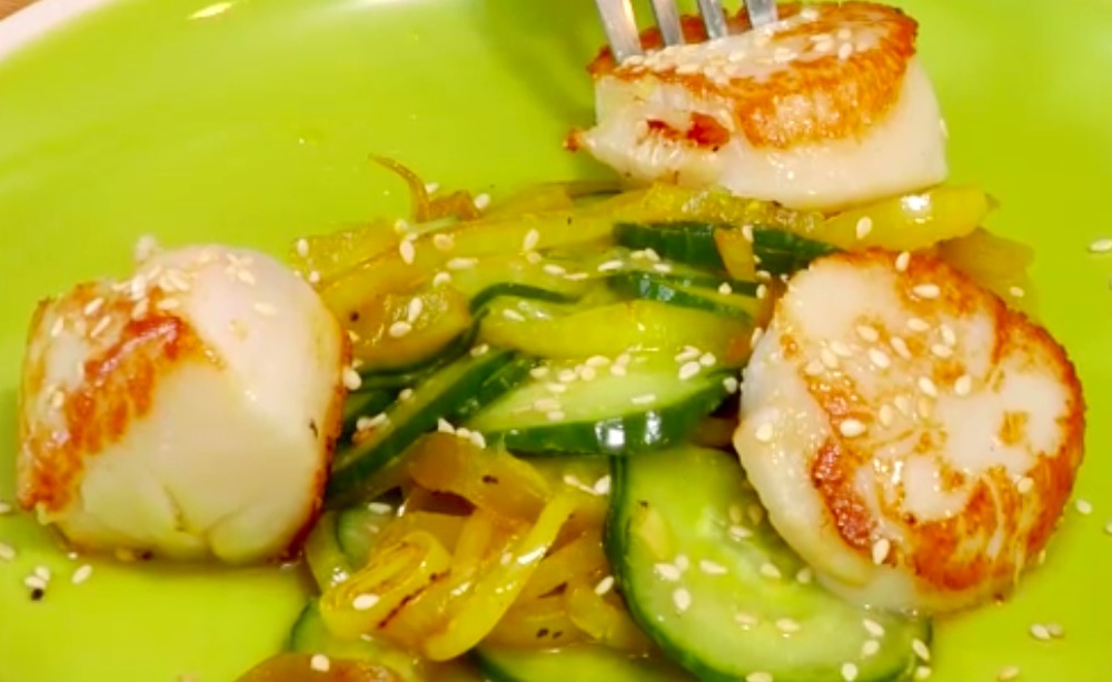 Cucumber Ginger Salad with Scallops of jenn - Recipefy