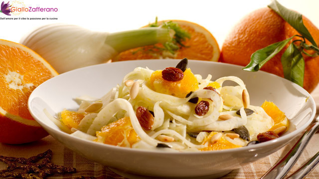 Insatala di finocchi con uvetta e arance de Veronica A. - Recipefy