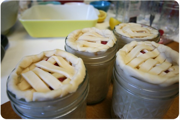 Raspberry Pear Pie in a Jar di Malia - Recipefy