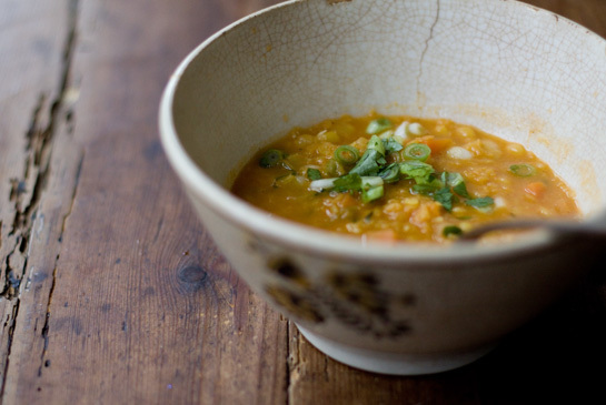 Coconut red lentil soup of Mary Sky - Recipefy