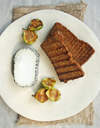 Zucchini Bread with Grilled Fig and Goat Cheese of Jennifer Nash - Recipefy