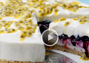 Blueberry Passionfruit Marscapone cheescake di Jennifer Nash - Recipefy