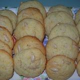 Biscotti-ai-pinoli-e-farina-di-cocco-jpg_5699272