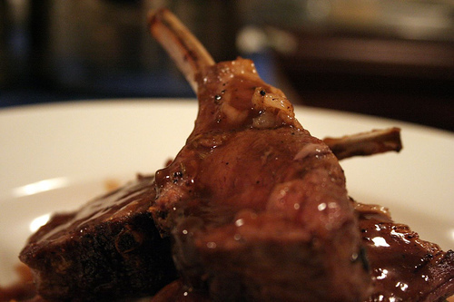 Lamb Chops with Balsamic Reduction de April Musick - Recipefy