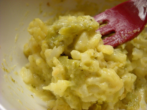Cheesey Broccoli cassarole of Maggie White - Recipefy