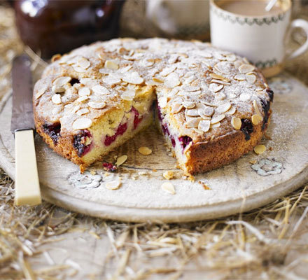 Raspberry Bakewell Cake of Karen Baldwin - Recipefy