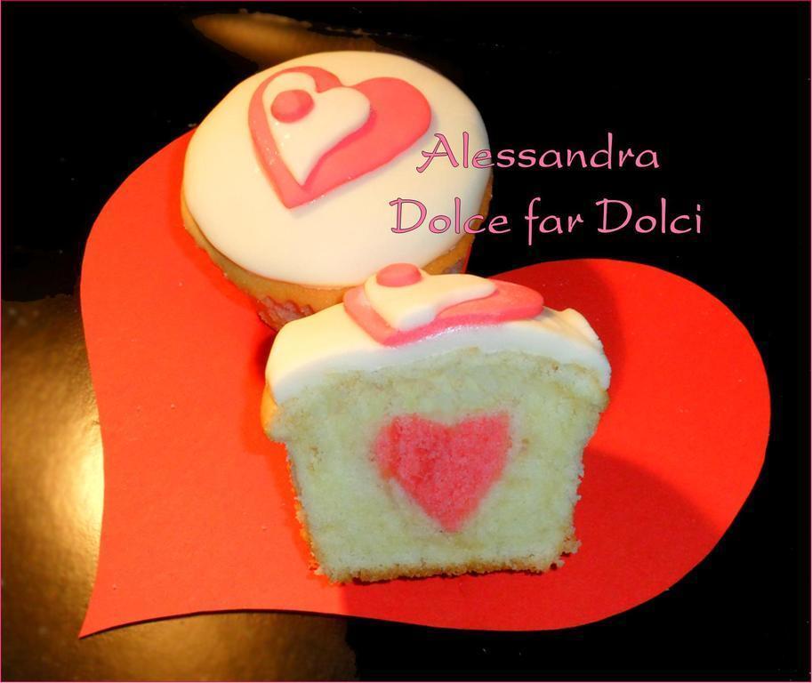 HEART INSIDE CUPCAKE of Alessandra Dolce Far Dolci - Recipefy