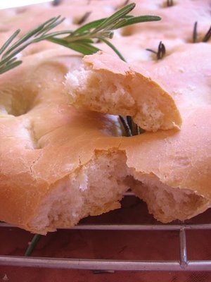 Focaccia di patate alla salvia de Nicoletta Simonetti - Recipefy