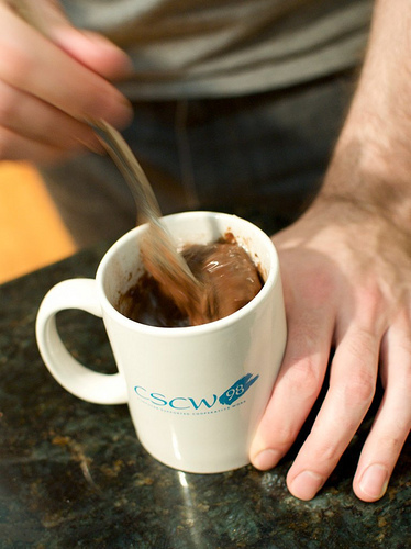 Chocolate Cake, In a mug. de David Le Mottee - Recipefy