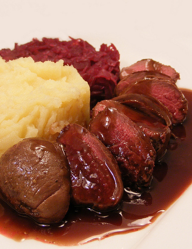 Hare in red wine sauce of Alex - Recipefy