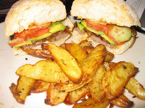 Quick Crispy Potato Wedges de debsxx - Recipefy