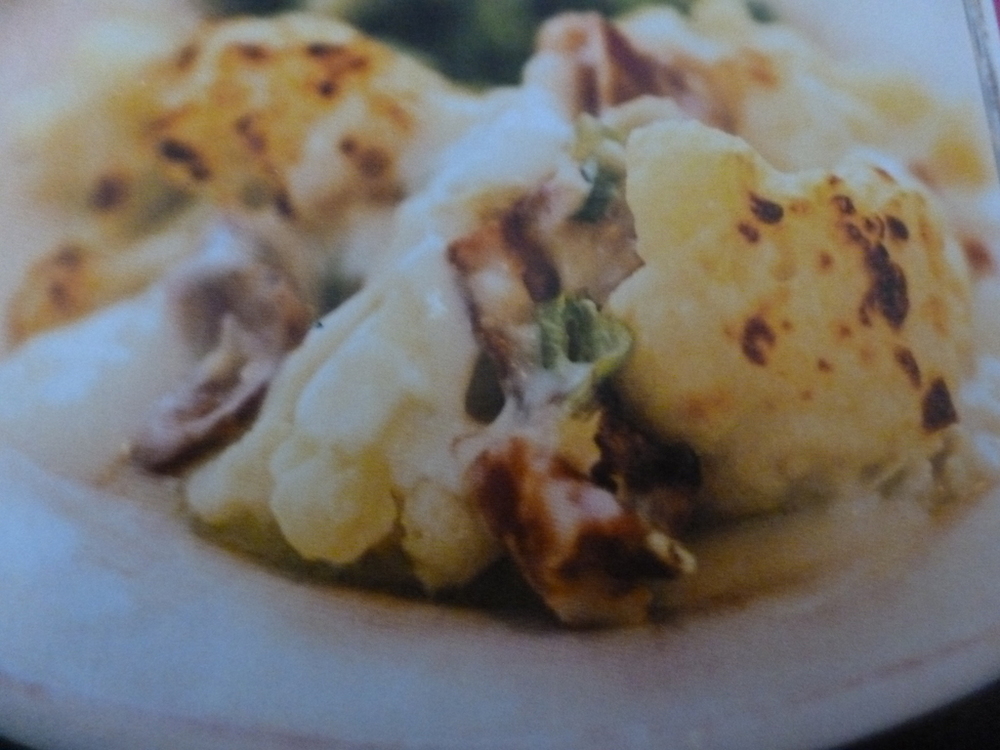 Cauliflower Cheese with Bacon. di David Le Mottee - Recipefy