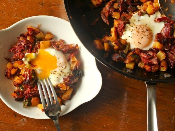 Serious Eats' Corned Beef Hash de Lisa Evanoff - Recipefy