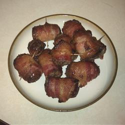 Bacon Wrapped Bratwurst de Lisa Evanoff - Recipefy
