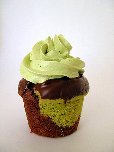 Matcha Cocoa Cupcakes of Helen Snowdon - Recipefy