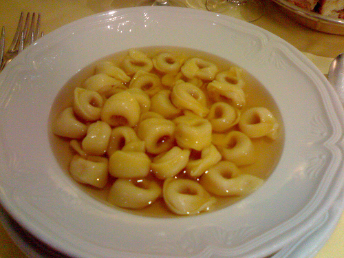 Tortellini in brodo di cappone di Nicoletta Simonetti - Recipefy