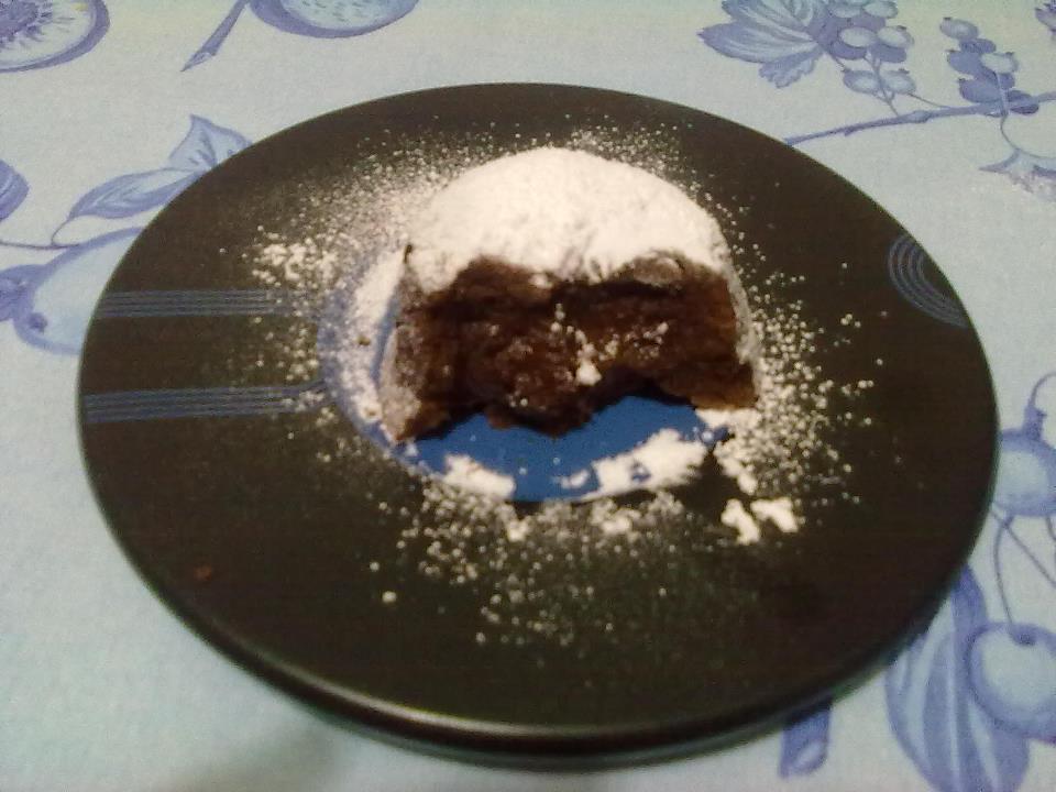 Tortini al cioccolato con cuore morbido de Claudia Franco - Recipefy
