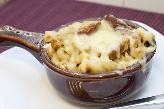 French Onion Mac & Cheese di Lisa Evanoff - Recipefy