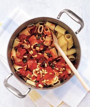 Rigatoni With Tomatoes, Raisins, and Pine Nuts of Emilia - Recipefy