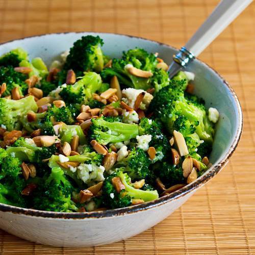 Barely-Blanched Broccoli Salad with Feta and Fried Almonds di Emilia - Recipefy