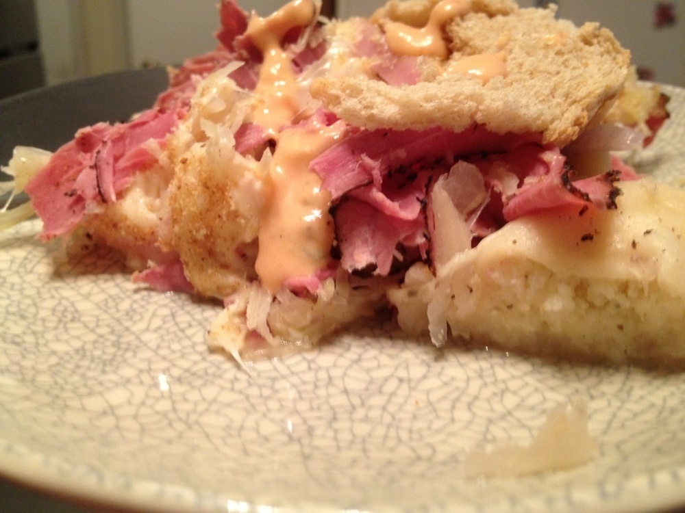 slow cooker euro deli casserole. (pierogi, pastrami, and sauerkraut) de Alexandra Omalley - Recipefy