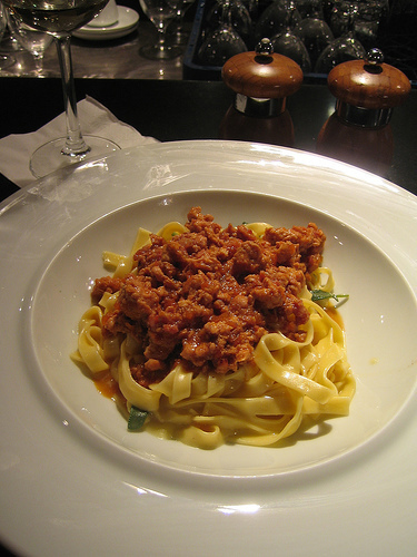 Tagliatelle al ragu' di Nicoletta Simonetti - Recipefy