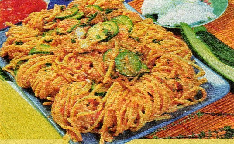 Spaghetti con zucchine e ricotta de Natanail Danailov - Recipefy