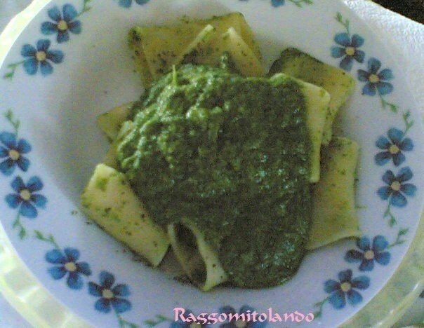 Paccheri con pesto di broccolo of July - Recipefy