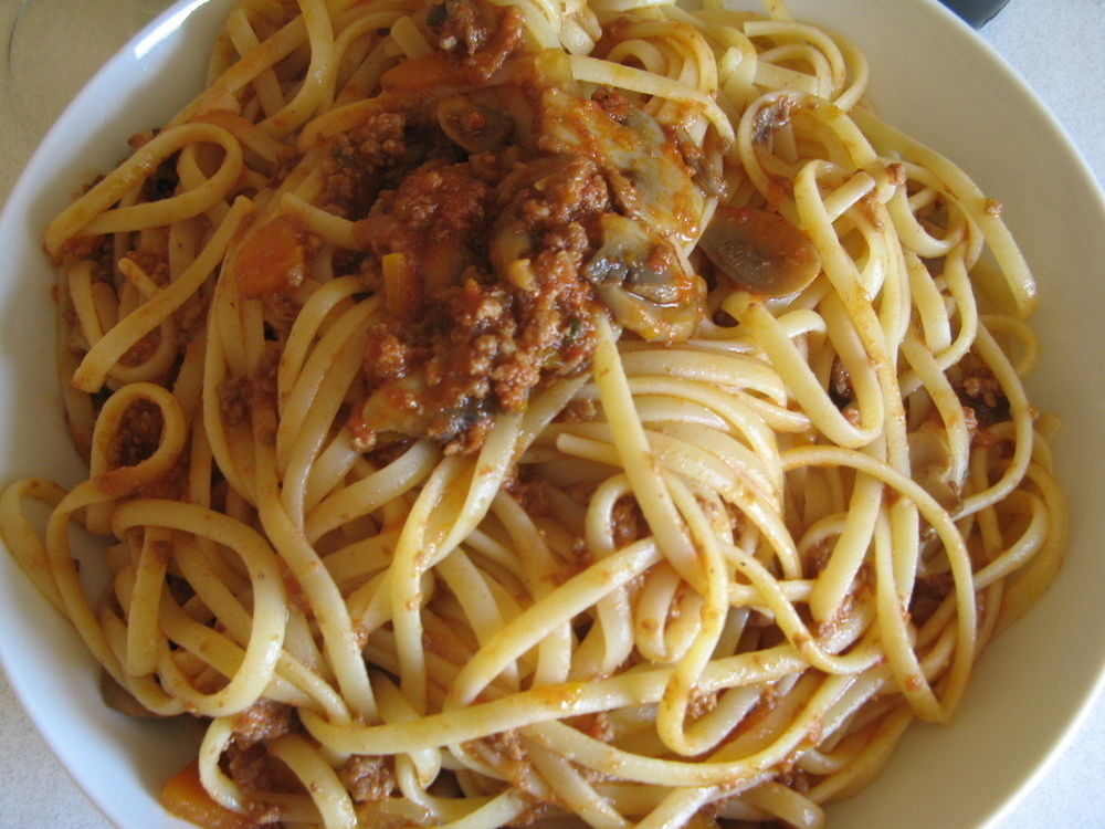 Chunky Vegetable and meat Bolognese sauce  of Cheech Andrea Francesco Albanese - Recipefy