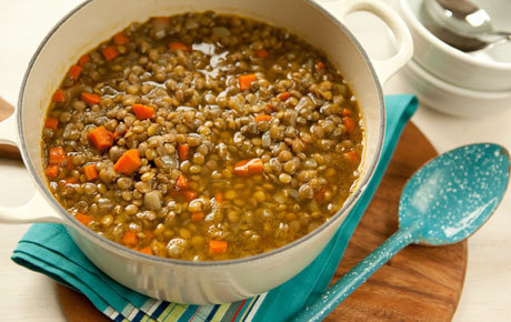 Lentil Soup with Quail Eggs & Vegetables of Daisy Figueredo - Recipefy