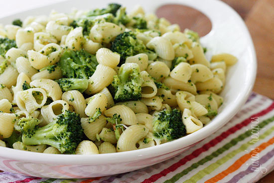 Easy Pasta and Broccoli of Emilia - Recipefy
