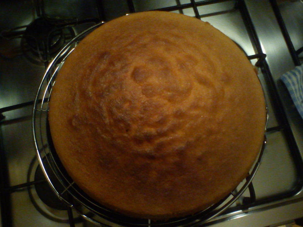 Pan di spagna (alla Luigggi) of Lenz - Recipefy