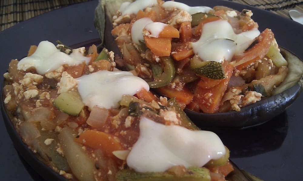 Berenjenas rellenas de tofu y verduras of Vegan-Ita - Recipefy