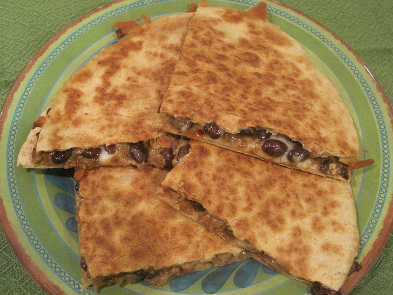 Refried Bean Quesadilla di Daisy Figueredo - Recipefy